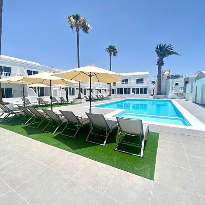 Puerto Del Carmen Airconditioned 2Bed Poolside Apt 외부 사진