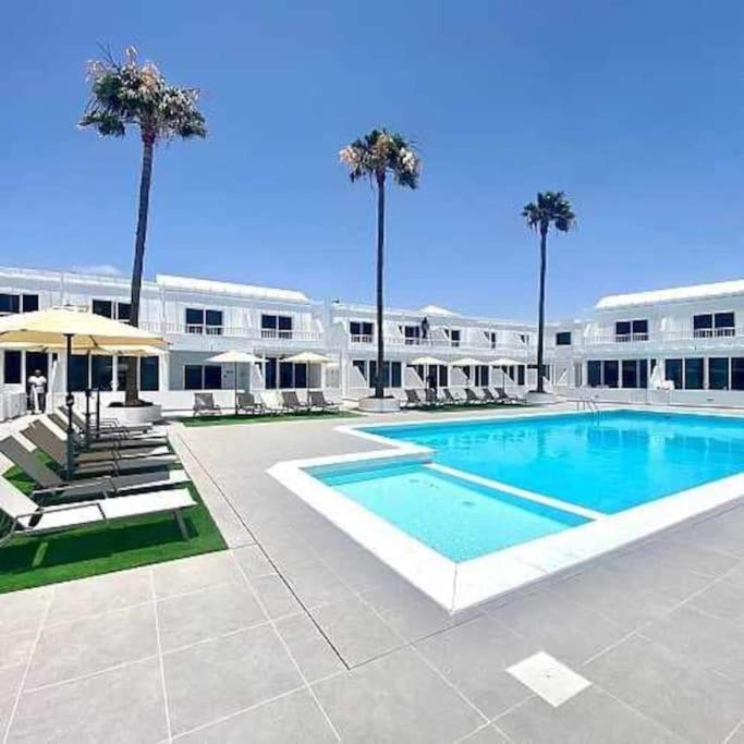 Puerto Del Carmen Airconditioned 2Bed Poolside Apt 외부 사진