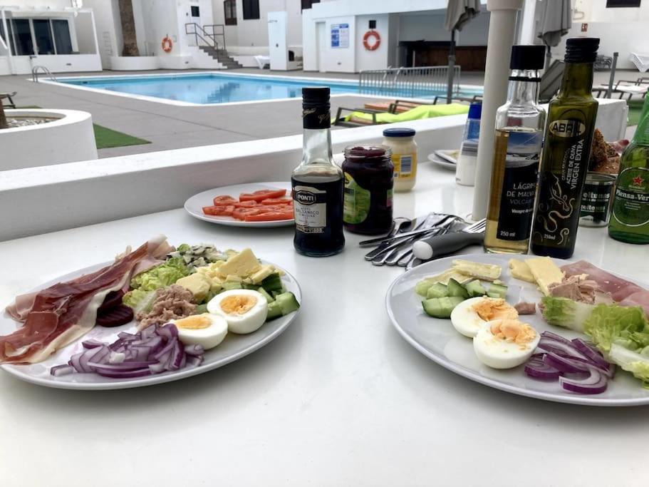 Puerto Del Carmen Airconditioned 2Bed Poolside Apt 외부 사진